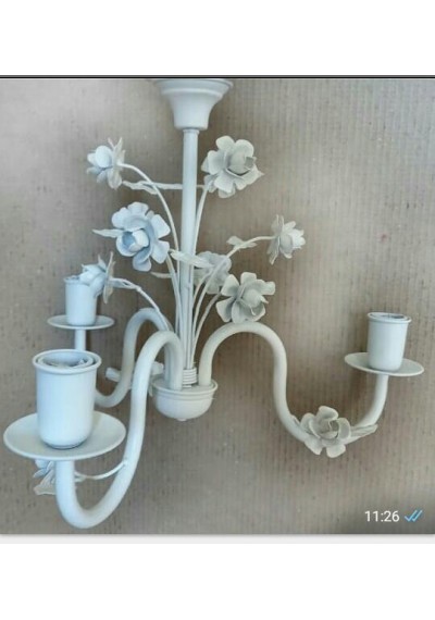 Lustre com flores de metal 3 lampadas