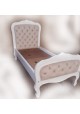 Cama Provençal estofada capitonê  com peseira alta solteiro
