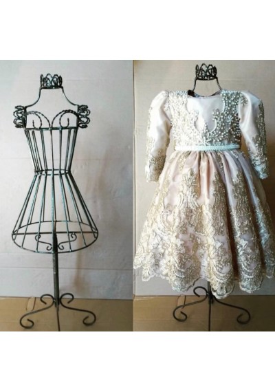 Manequim de ferro para vestido infantil