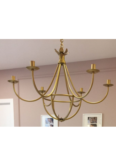 Lustre dourado moderno