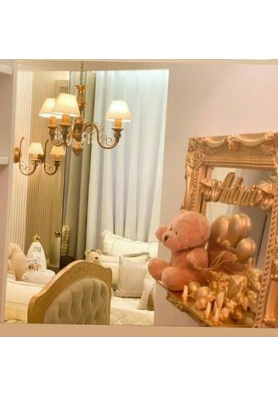 Lustre dourado quarto bebê  menino